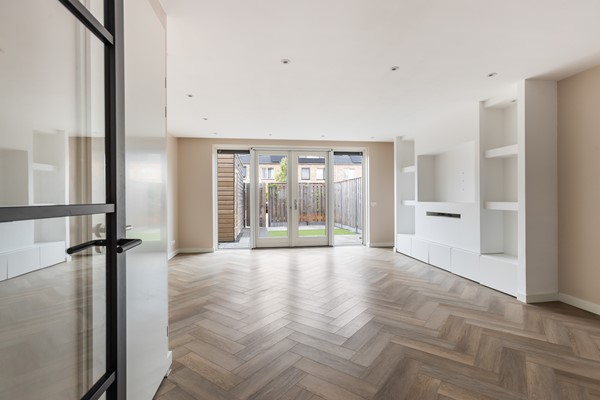 Medium property photo - Pieter de Hoochstraat 10, 3314 HP Dordrecht